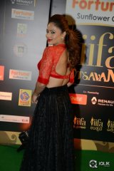Nikesha Patel at IIFA Utsavam 2016